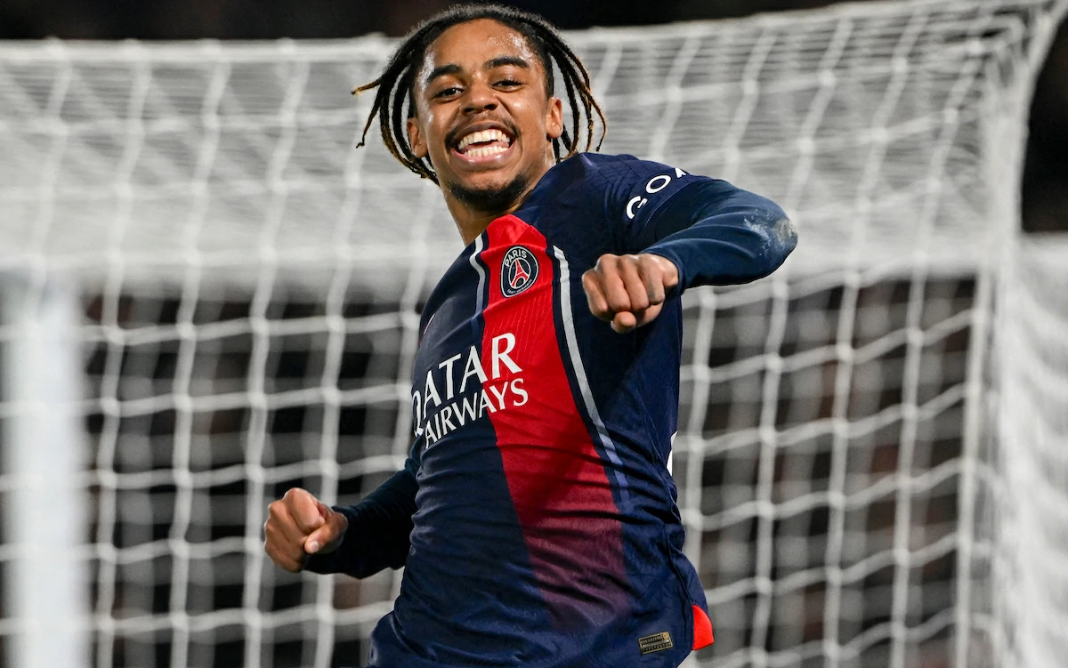 Bradley Barcola Paris Saint-Germain